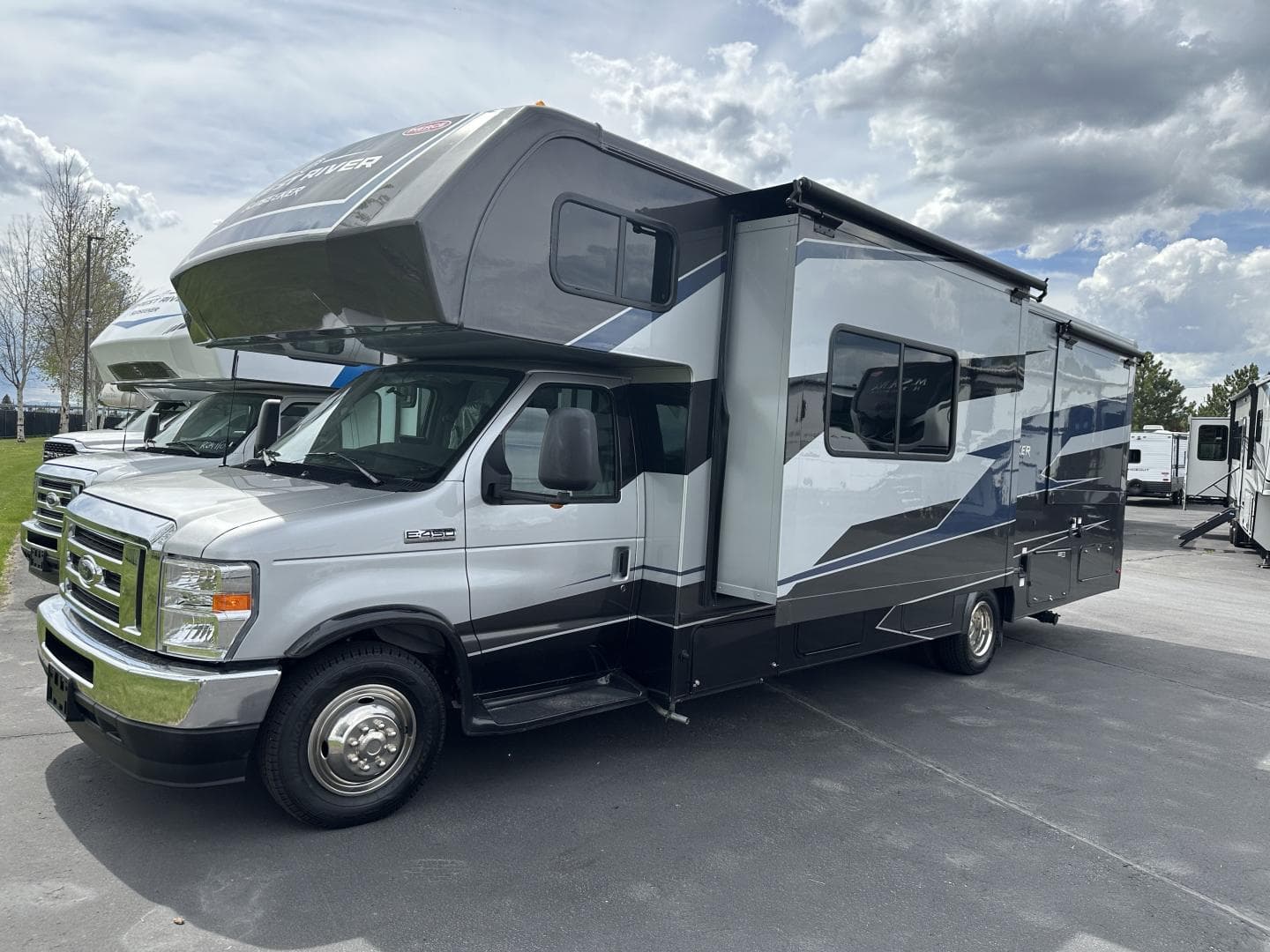 2025 Forest River RV Sunseeker 2860DS