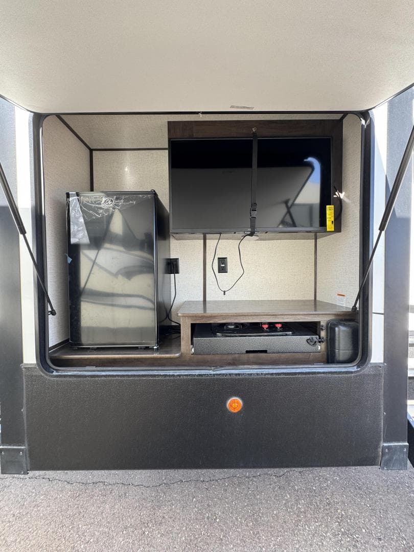 2022 Keystone RV 2022 Keystone RV Voltage - thumbnail 5