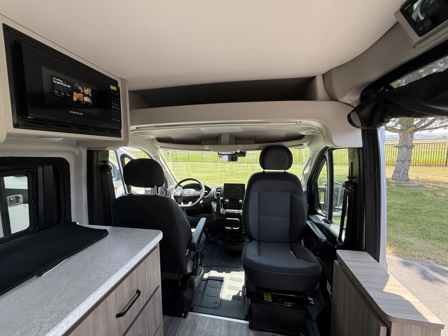 2026 Thor Motor Coach 2026 Thor Motor Coach Sequence - thumbnail 13