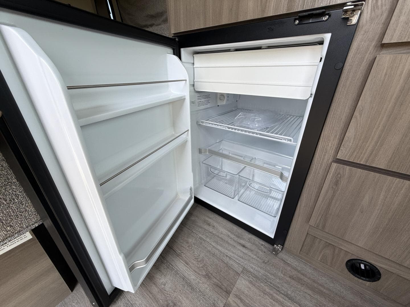 2026 Thor Motor Coach 2026 Thor Motor Coach Sequence - thumbnail 16