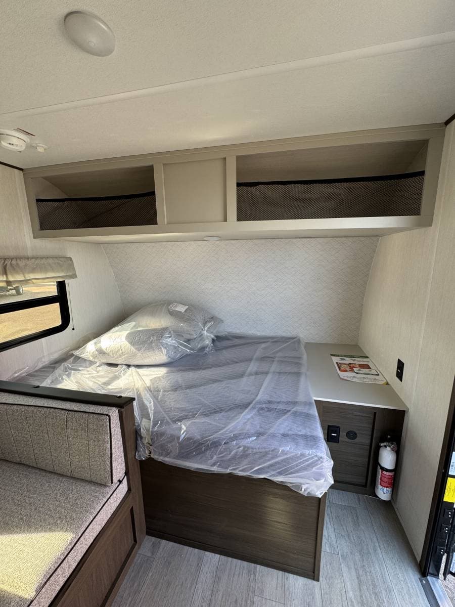 2026 Forest River RV 2026 Forest River RV Avenger - thumbnail 8