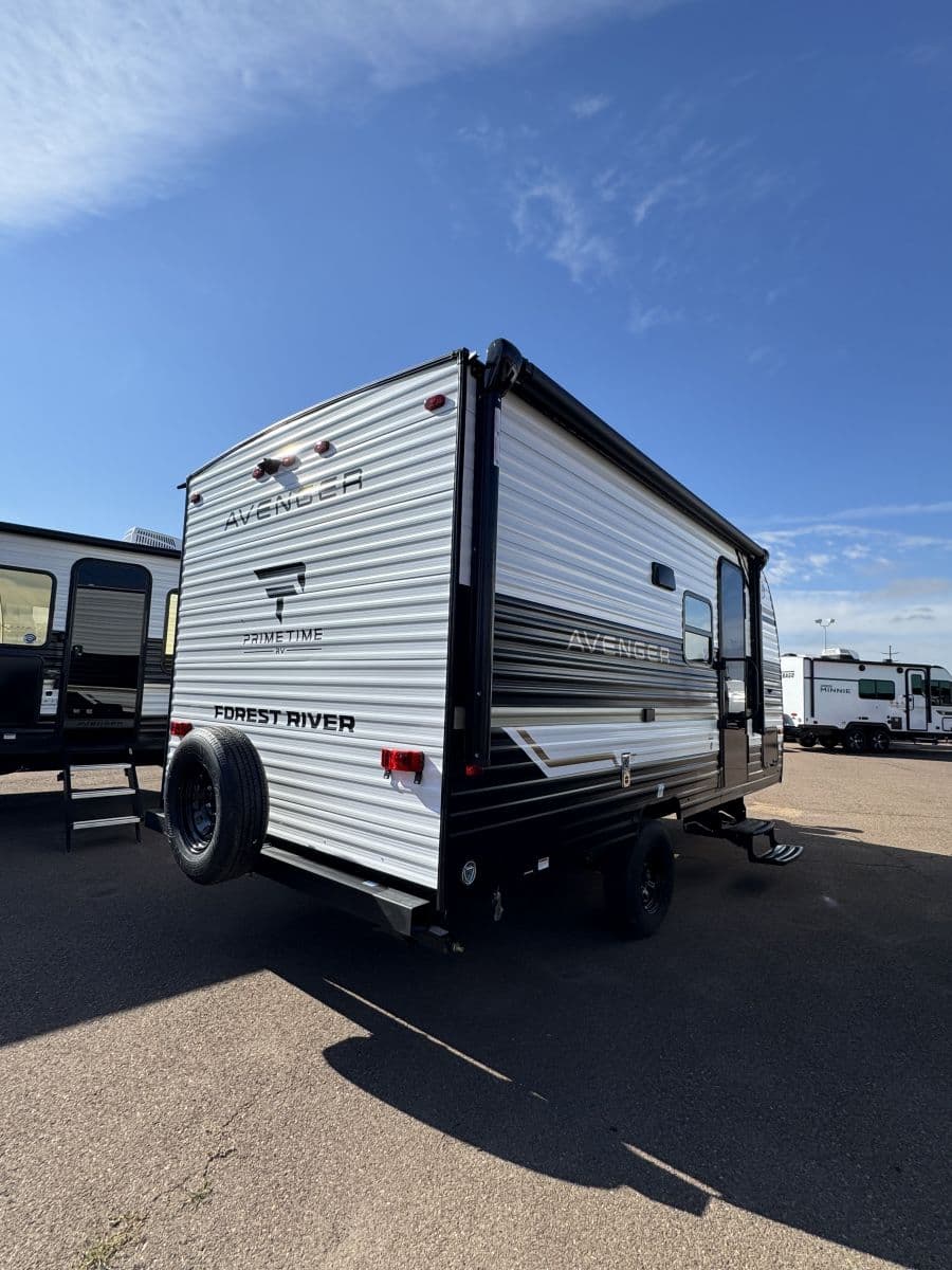 2026 Forest River RV 2026 Forest River RV Avenger - thumbnail 3