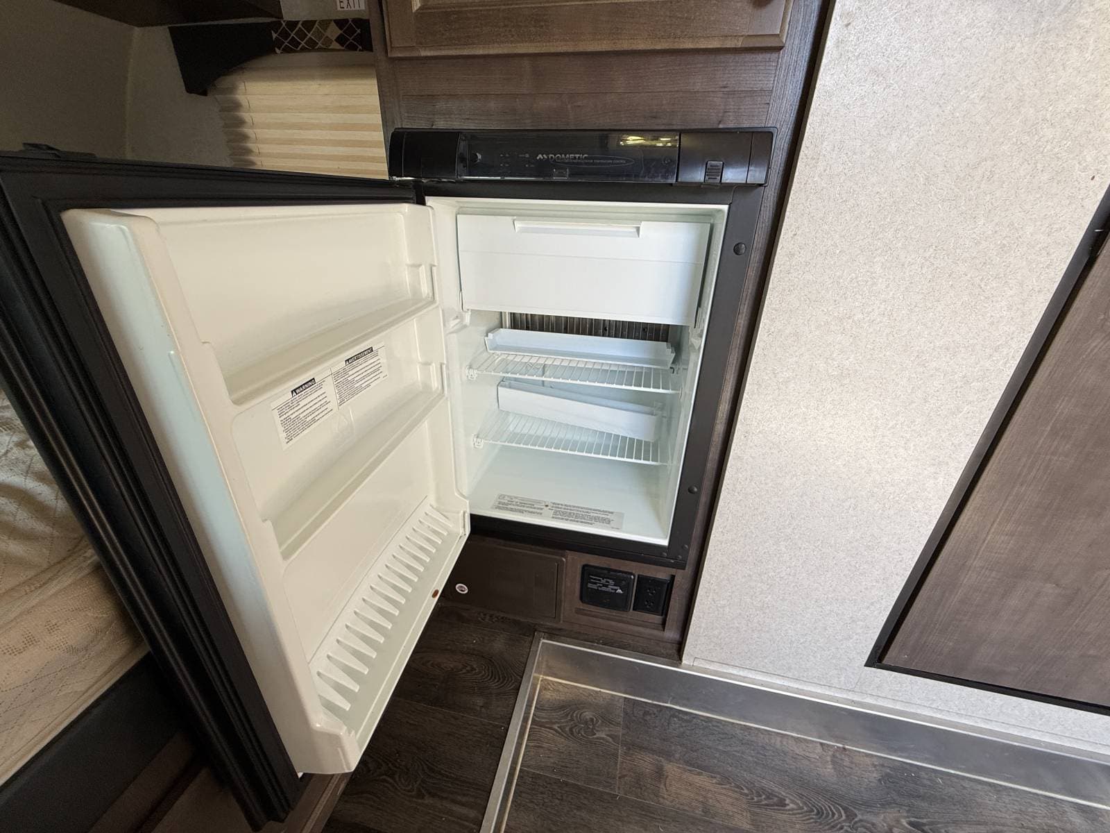 2019 Sunset Park RV Manufacturing 2019 Sunset Park RV Manufacturing Sunray - thumbnail 13