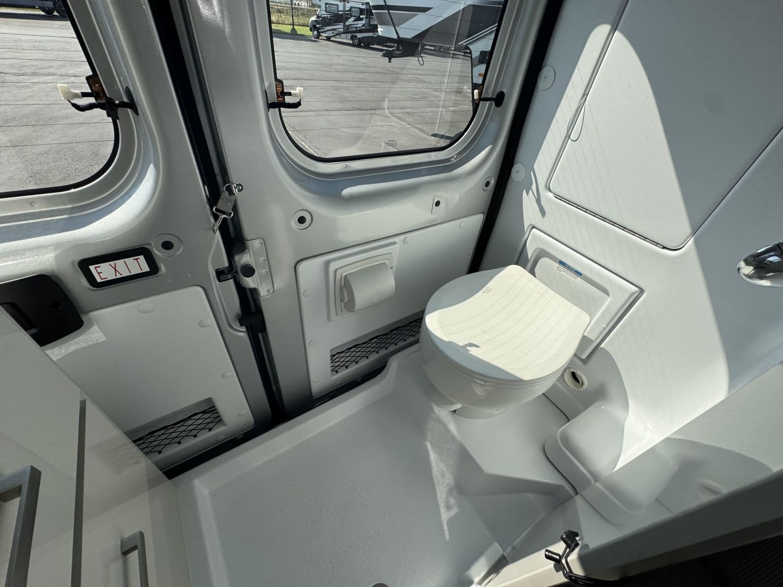 2026 Thor Motor Coach 2026 Thor Motor Coach Sequence - thumbnail 13