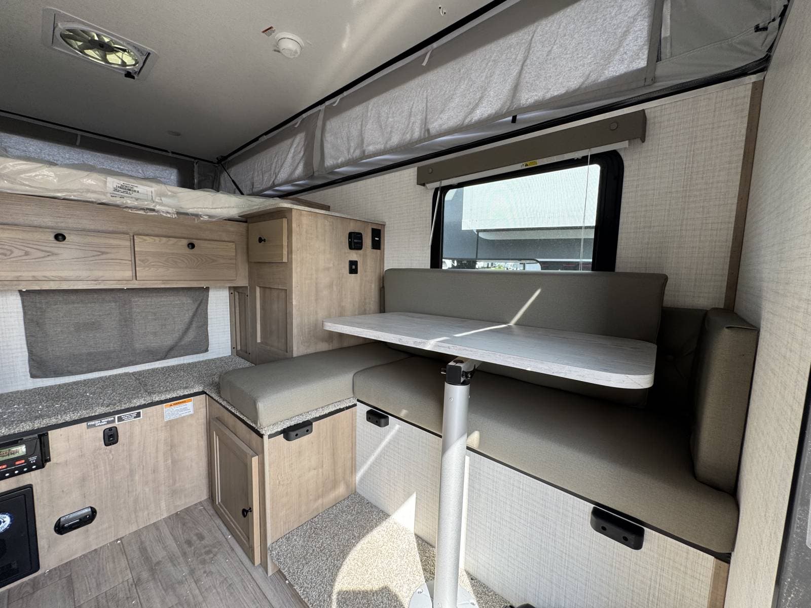 2026 Palomino 2026 Palomino Real Lite - thumbnail 9