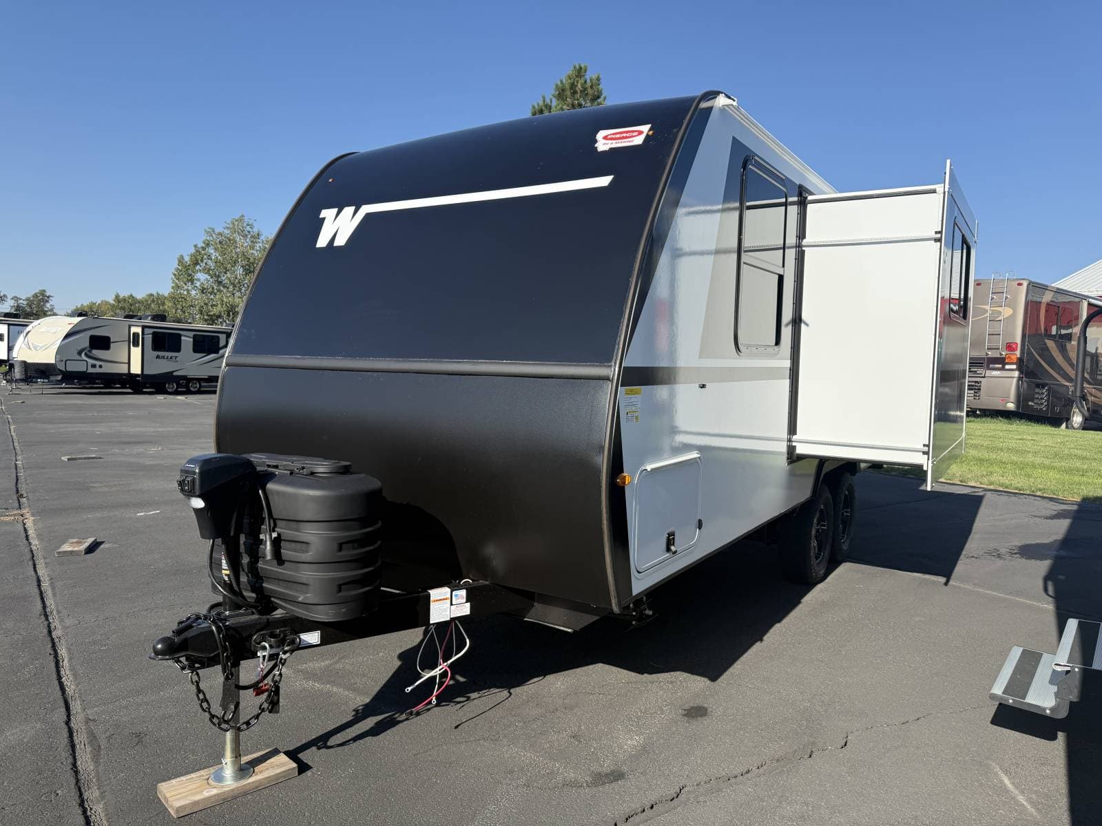 2026 Winnebago 2026 Winnebago Micro Minnie - thumbnail 3