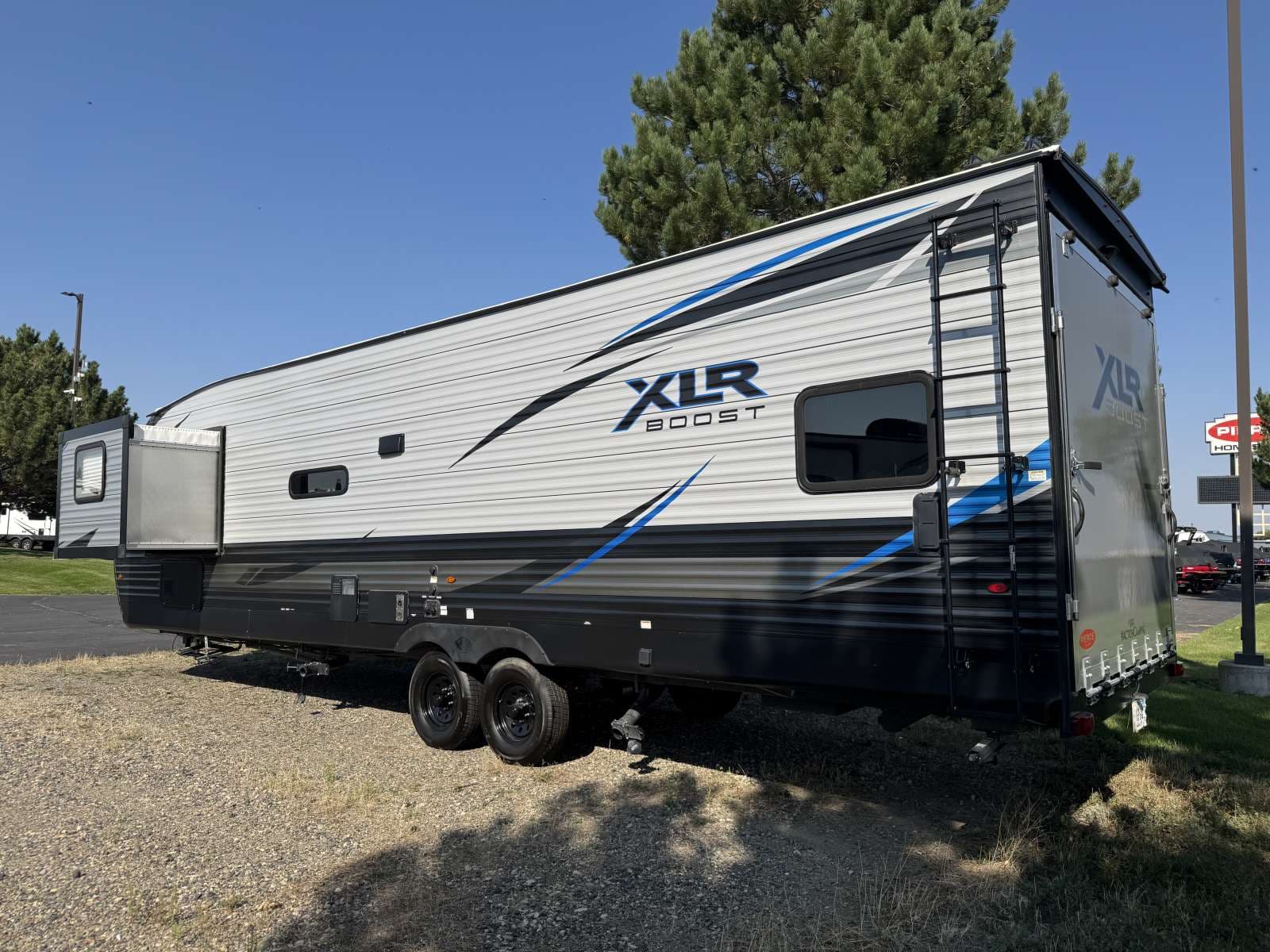 2021 Forest River RV 2021 Forest River RV XLR BOOST - thumbnail 4