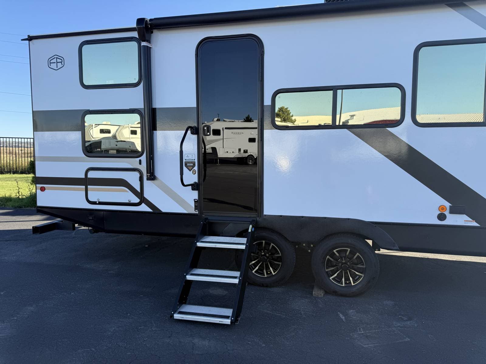 2026 Prime Time RV 2026 Prime Time RV Tracer - thumbnail 10