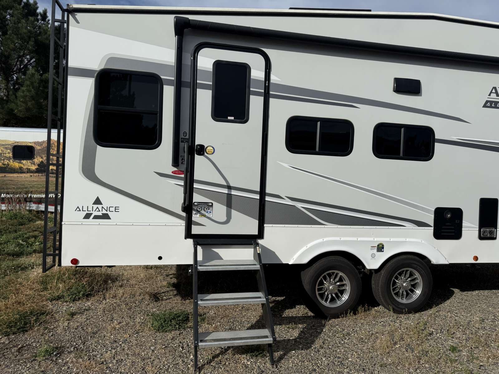 2024 Alliance RV 2024 Alliance RV Avenue - thumbnail 11