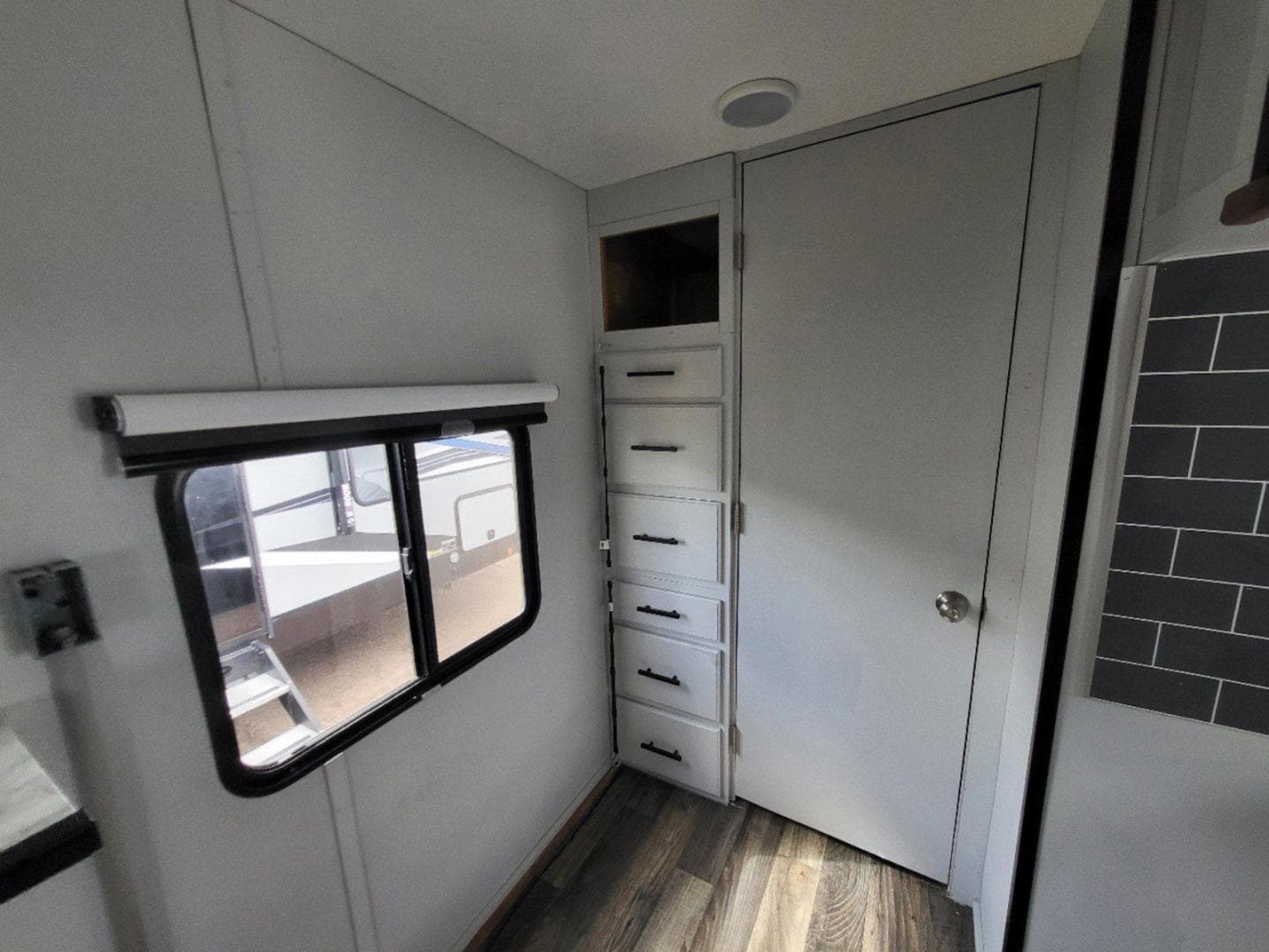 2020 Keystone RV 2020 Keystone RV Bullet - thumbnail 15