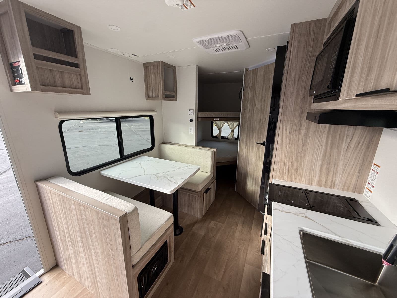 2026 Winnebago 2026 Winnebago Access - thumbnail 11