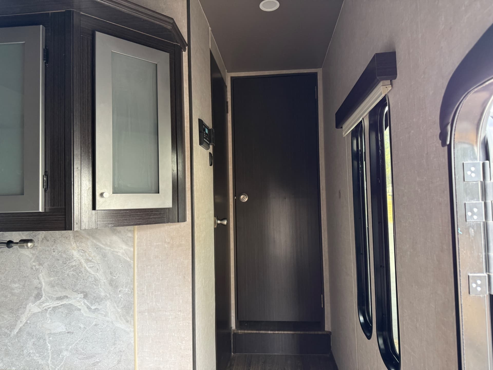 2020 Eclipse 2020 Eclipse Attitude - thumbnail 16