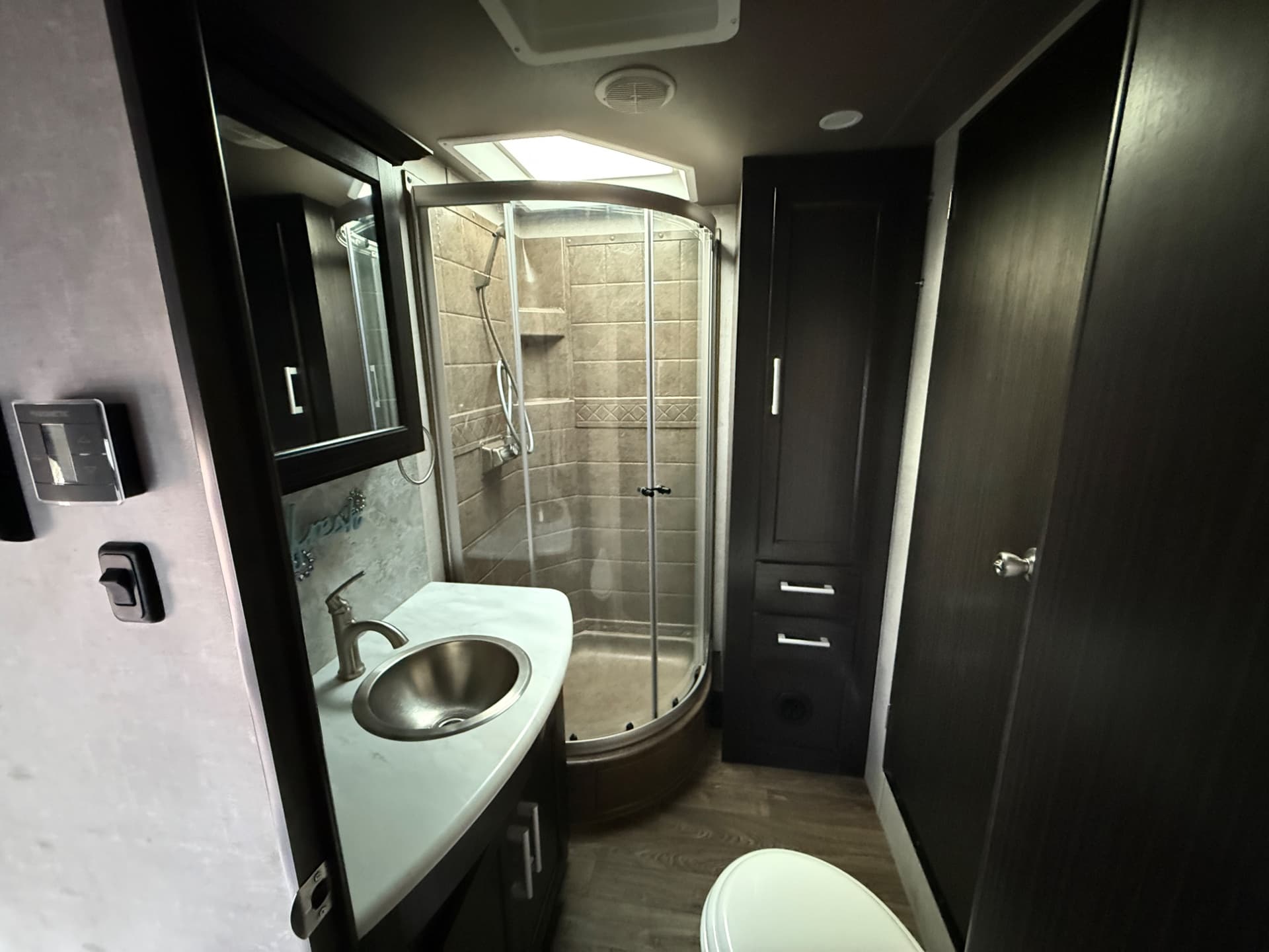 2020 Eclipse 2020 Eclipse Attitude - thumbnail 18