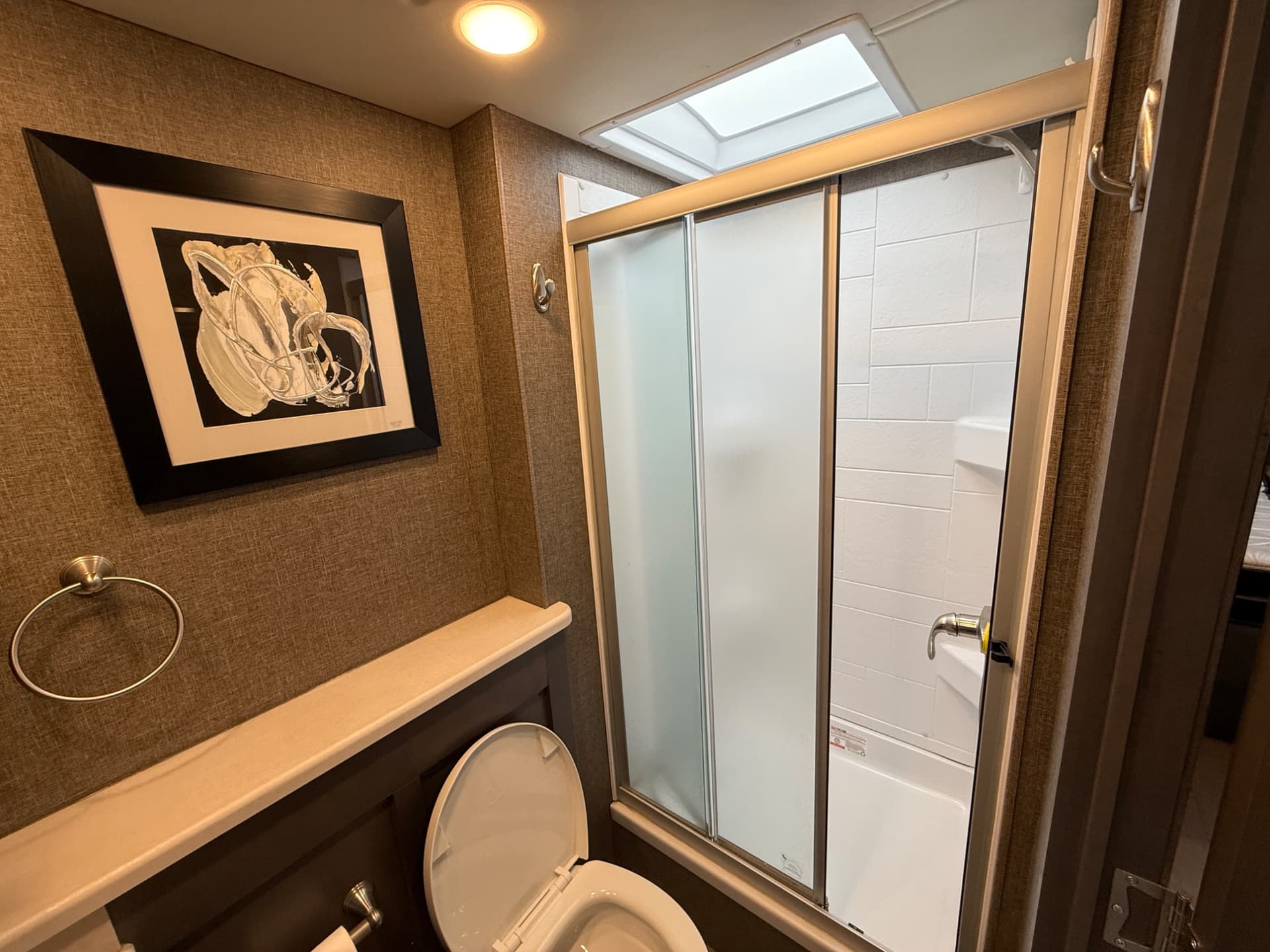 2022 Thor Motor Coach 2022 Thor Motor Coach Palazzo - thumbnail 27