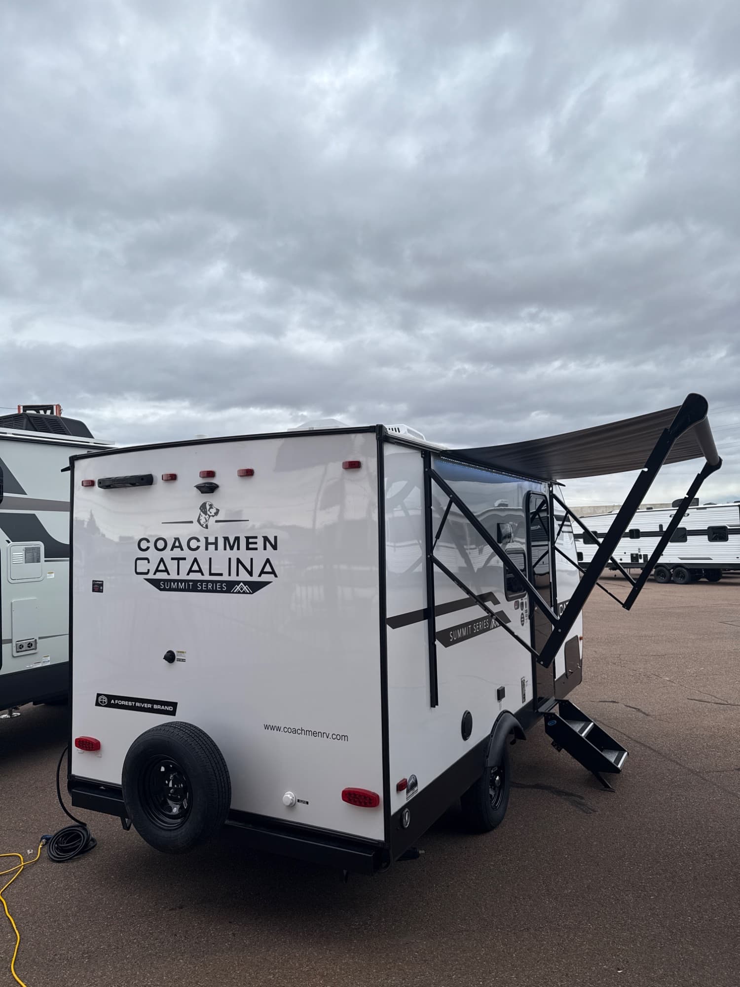 2026 Coachmen 2026 Coachmen Catalina Summit Series 7 - thumbnail 4