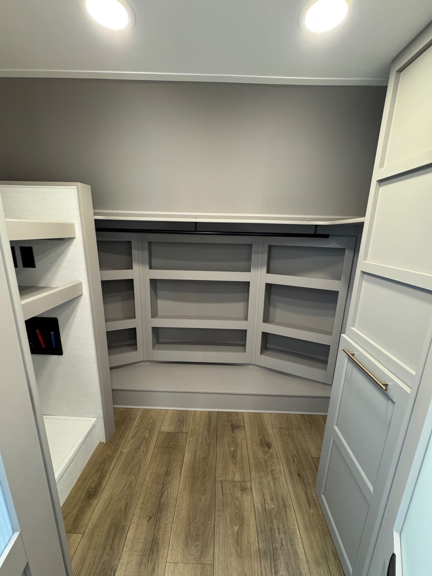 2025 Alliance RV 2025 Alliance RV Paradigm - thumbnail 26