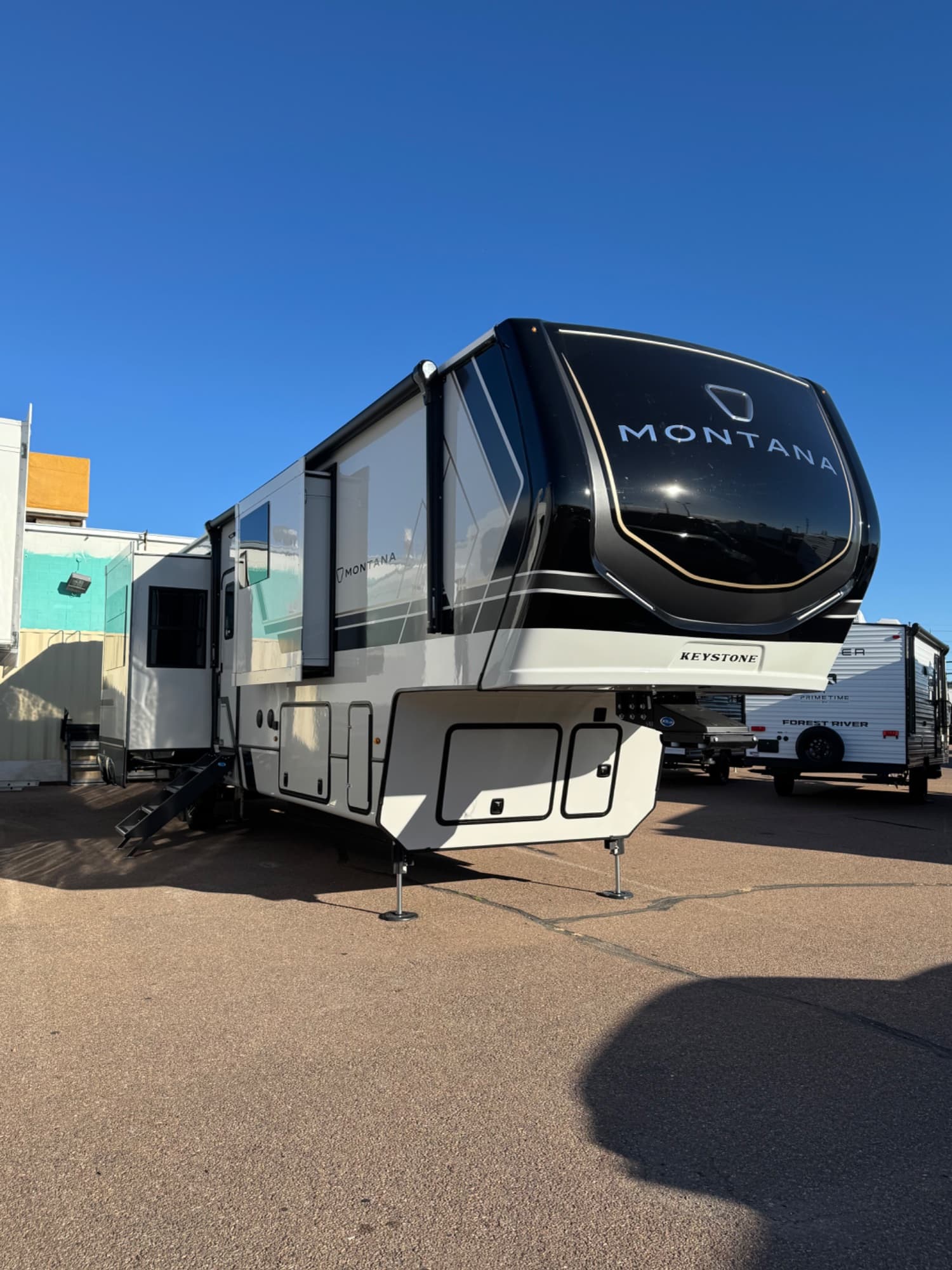 2026 Keystone RV Montana 3901RK
