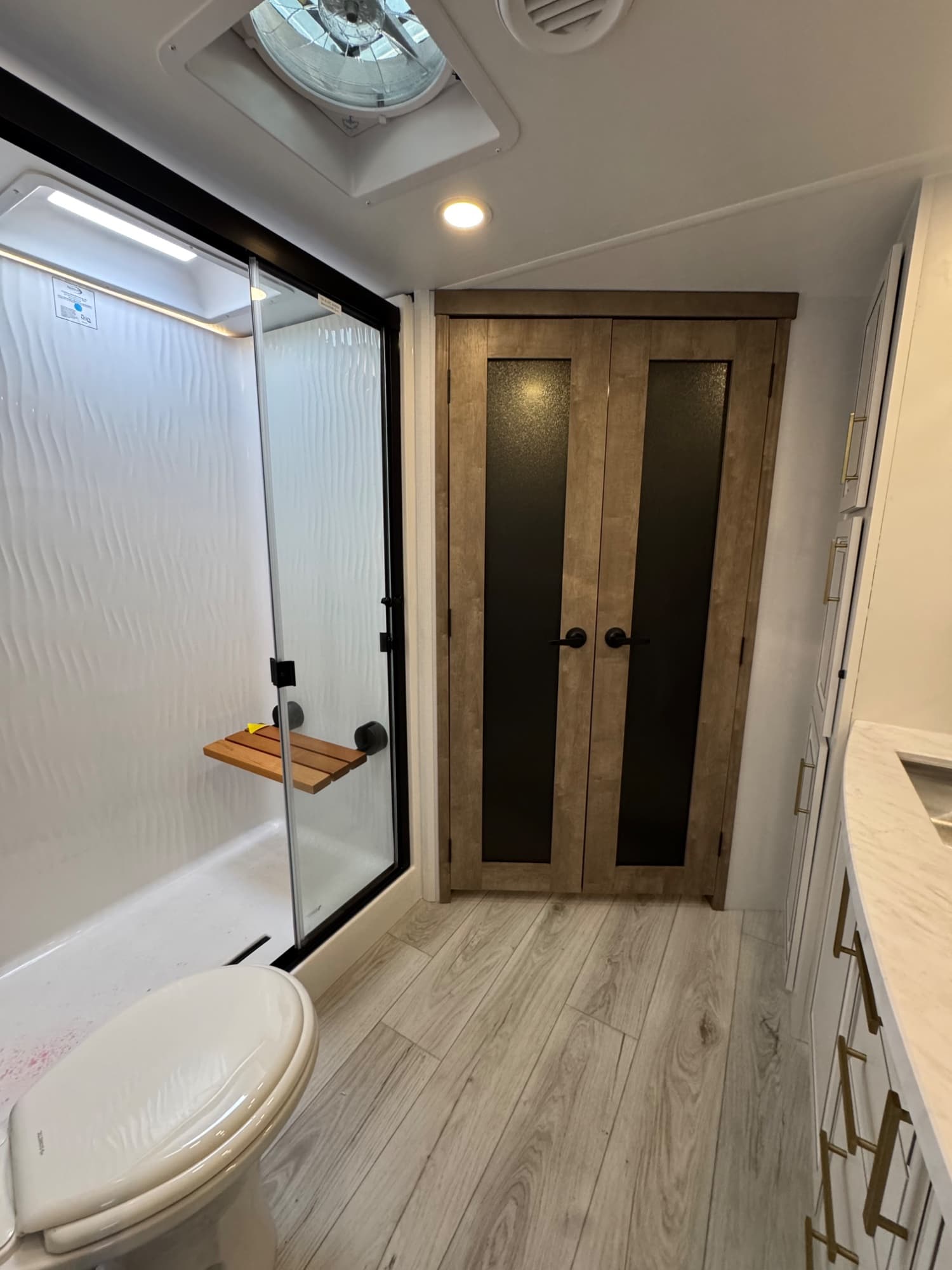 2026 Keystone RV 2026 Keystone RV Montana - thumbnail 26