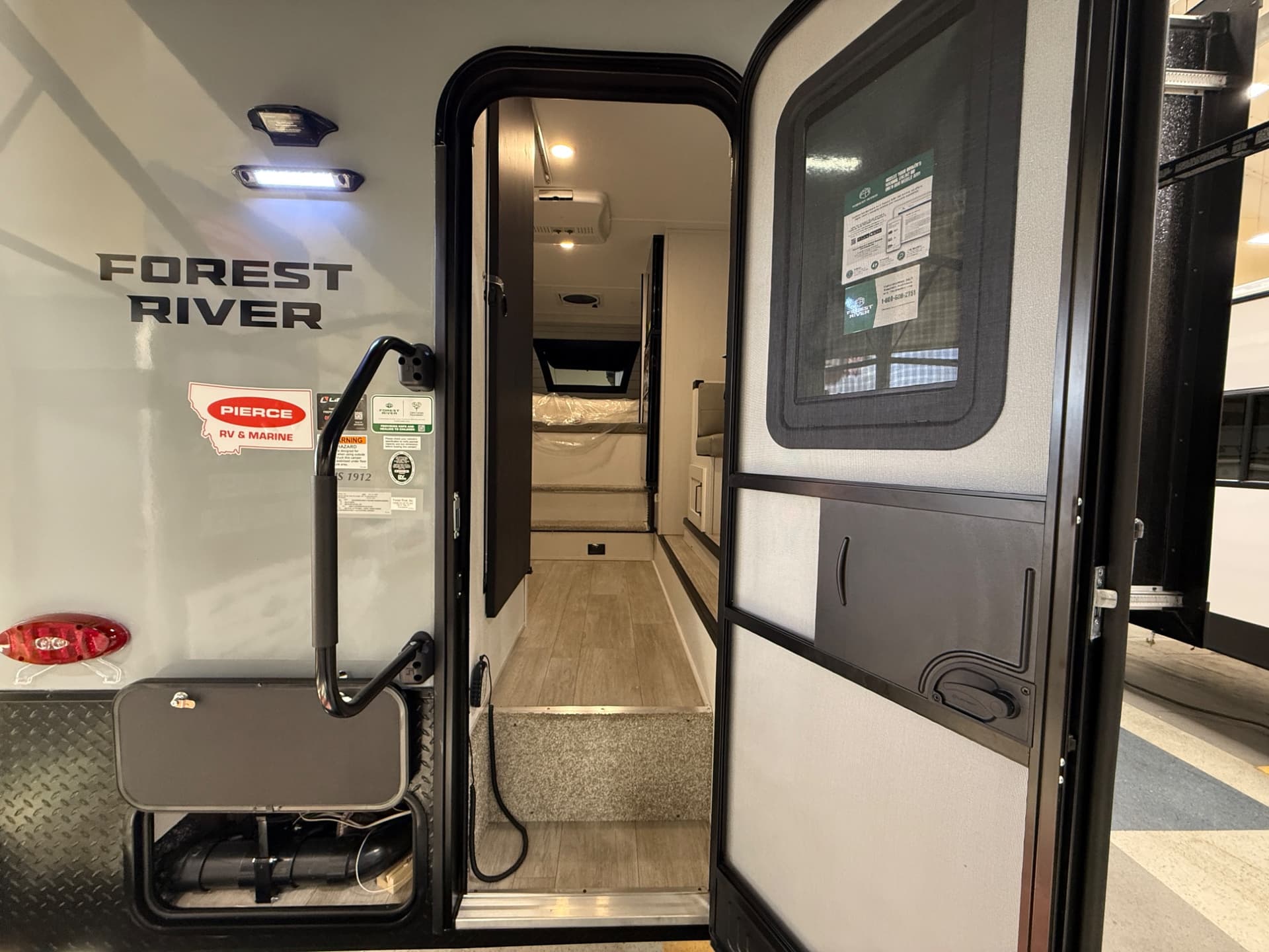 2026 Palomino 2026 Palomino Real Lite - thumbnail 10