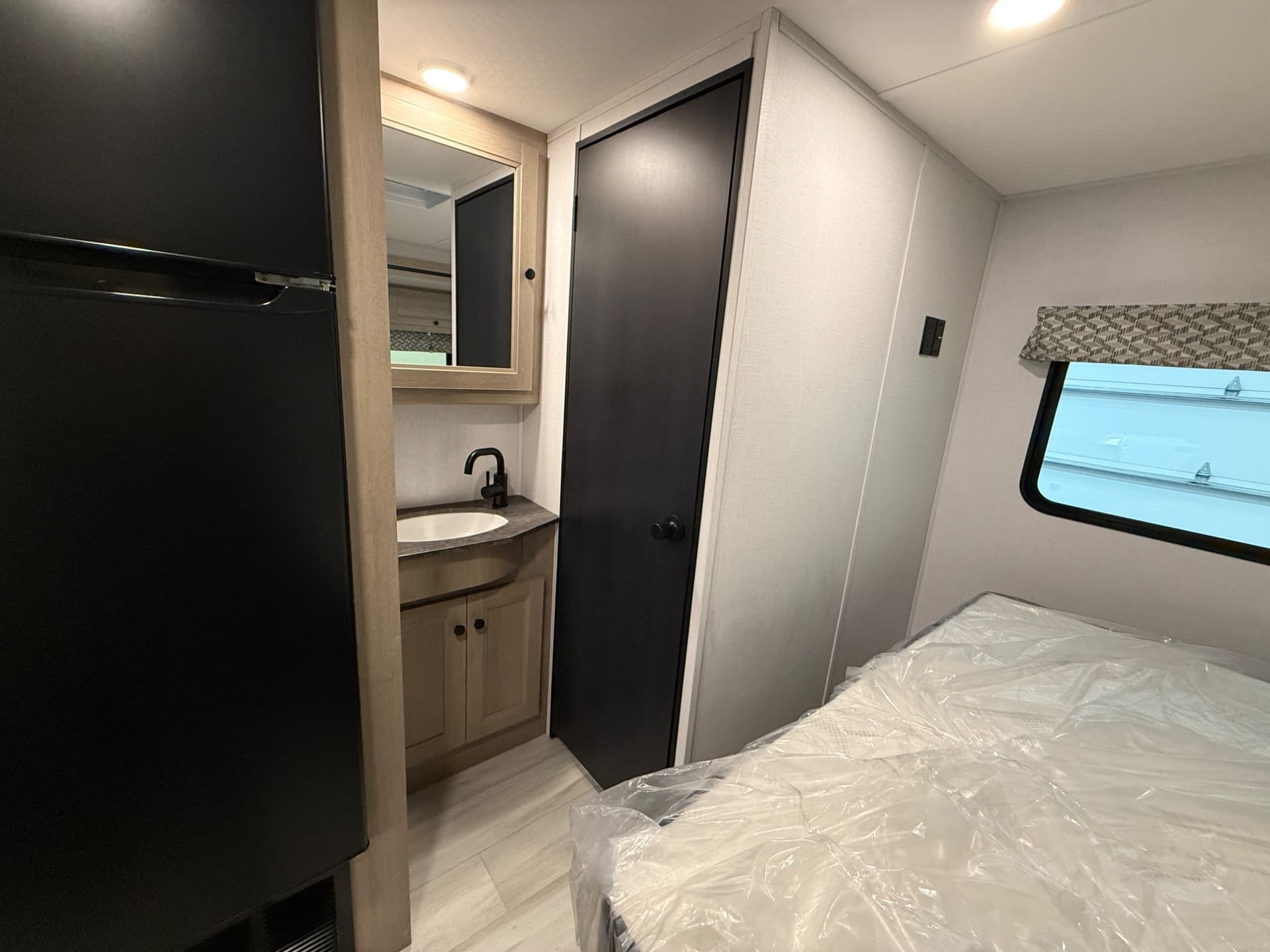 2026 Forest River RV 2026 Forest River RV Sunseeker - thumbnail 22