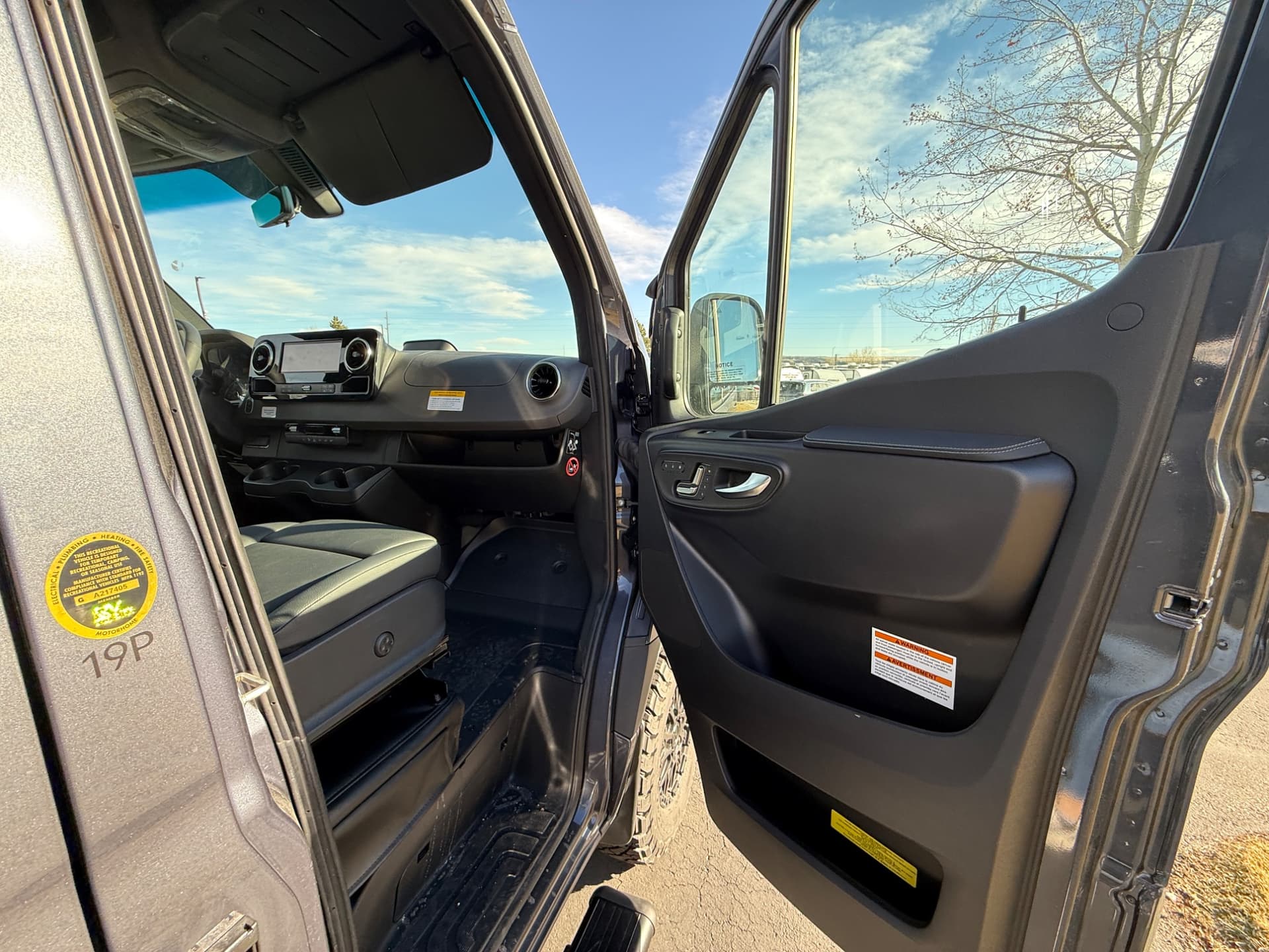 2026 Thor Motor Coach 2026 Thor Motor Coach Sanctuary - thumbnail 6