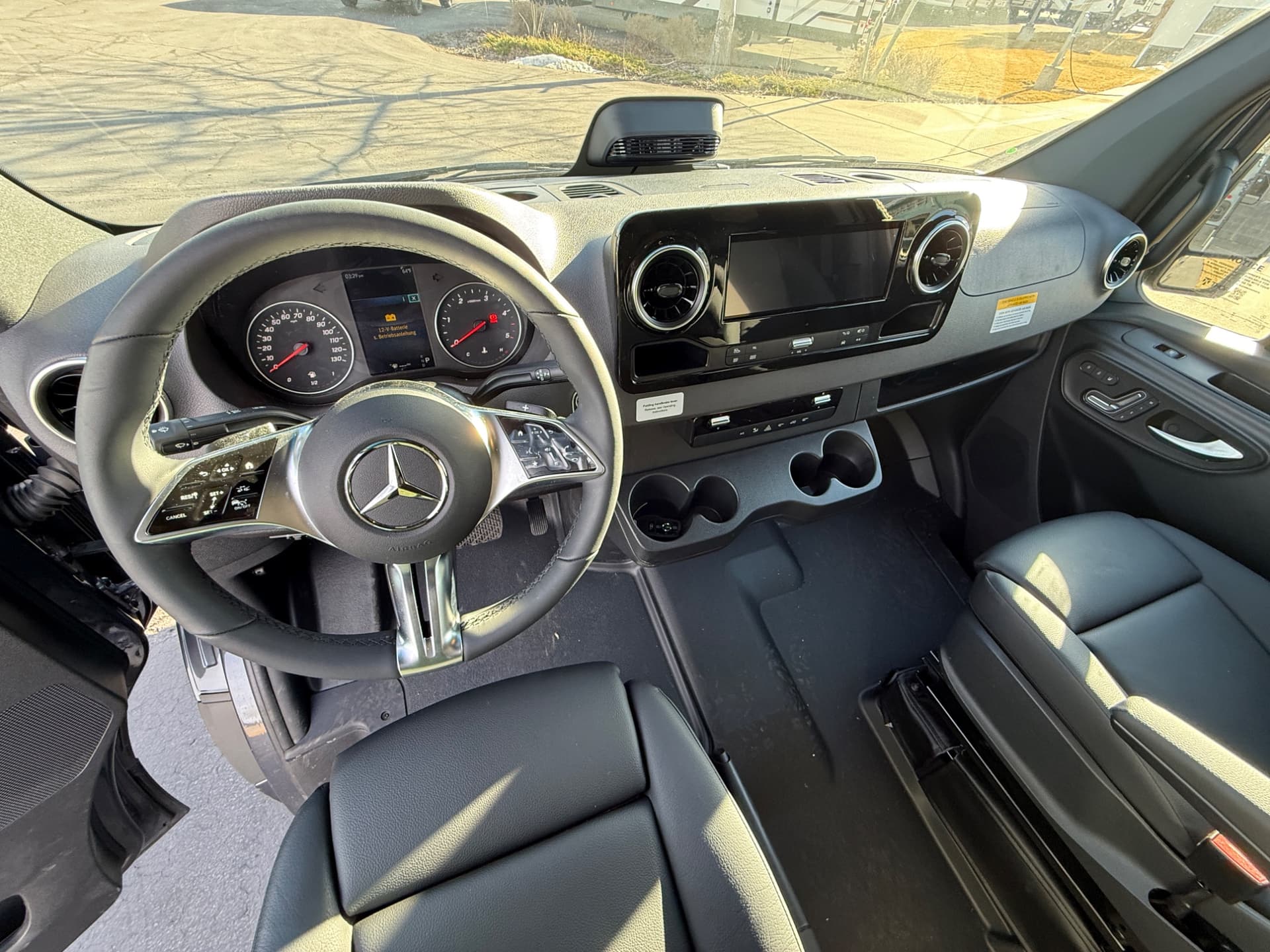 2026 Thor Motor Coach 2026 Thor Motor Coach Sanctuary - thumbnail 9