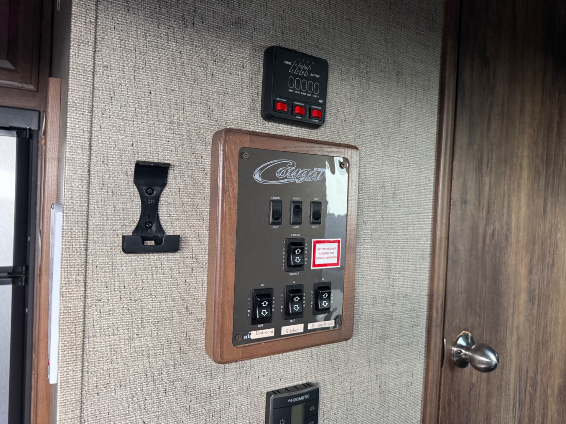 2018 Keystone 2018 Keystone Cougar - thumbnail 27