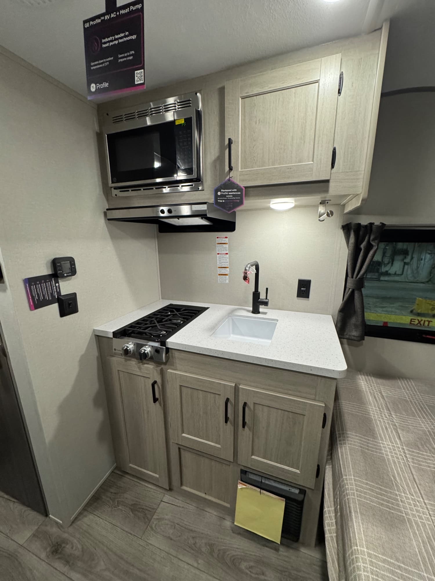 2026 Coachmen 2026 Coachmen Catalina Summit Series 7 - thumbnail 8