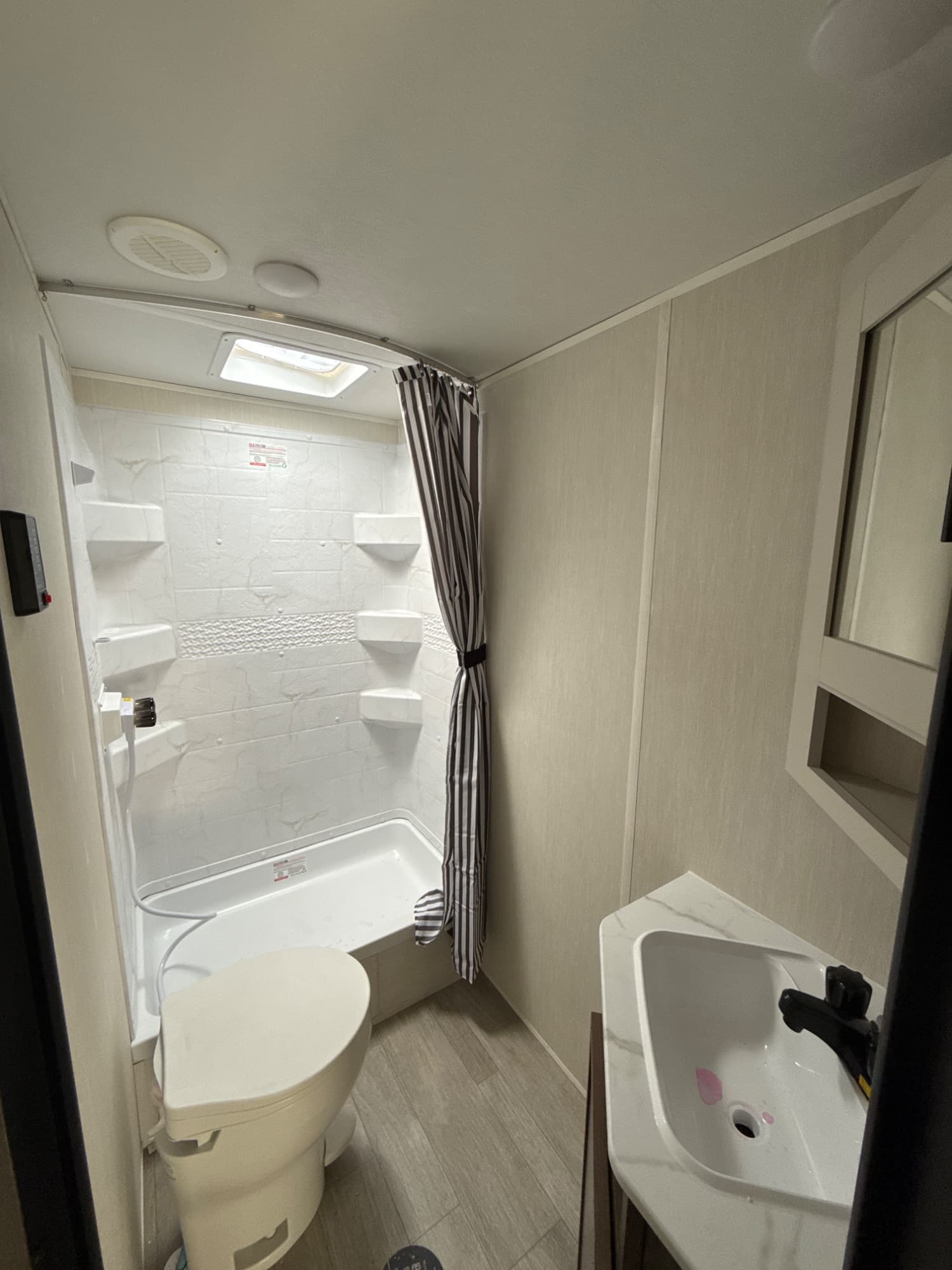 2026 Prime Time RV 2026 Prime Time RV Avenger - thumbnail 5