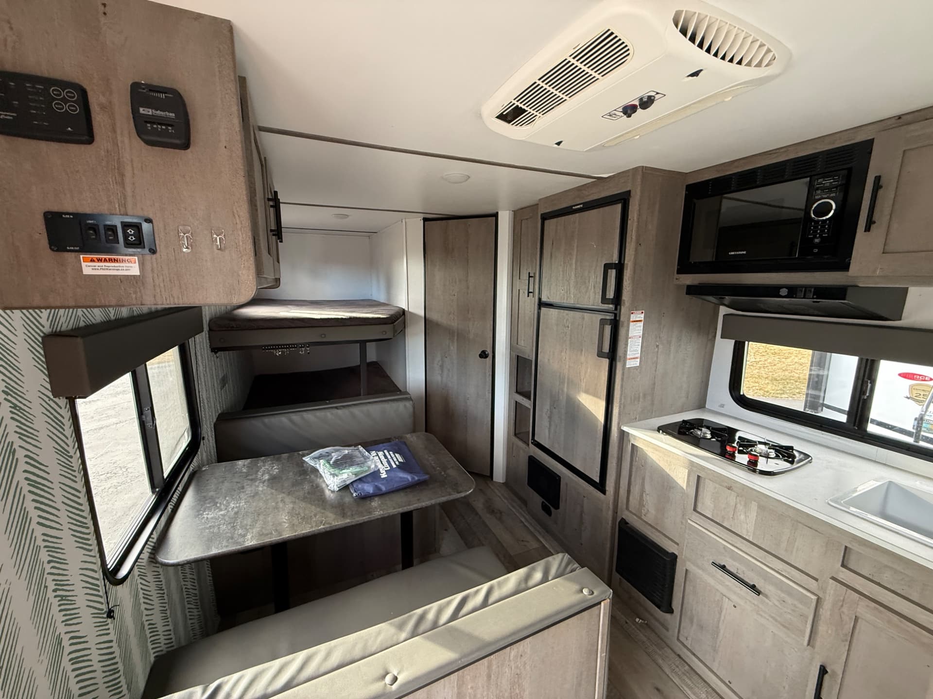 2021 Keystone RV 2021 Keystone RV Springdale - thumbnail 11