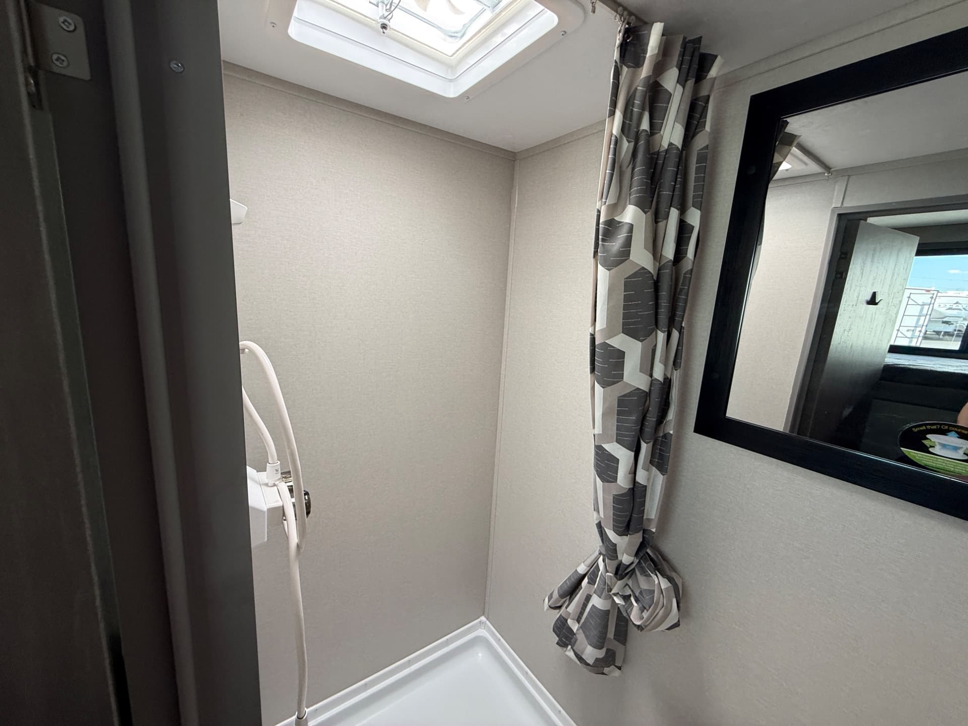 2026 Coachmen 2026 Coachmen Catalina Summit Series 7 - thumbnail 12