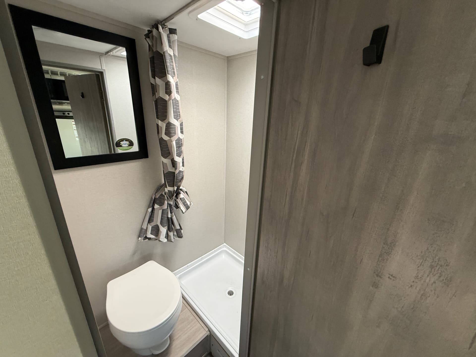 2026 Coachmen 2026 Coachmen Catalina Summit Series 7 - thumbnail 11