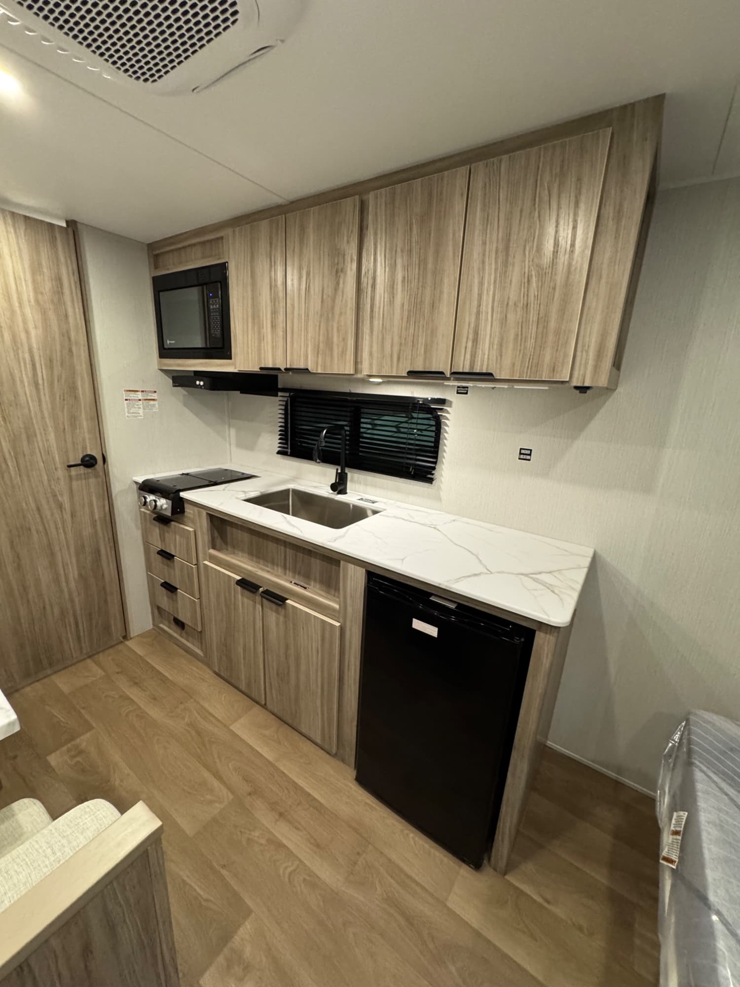 2026 Winnebago 2026 Winnebago Access - thumbnail 7