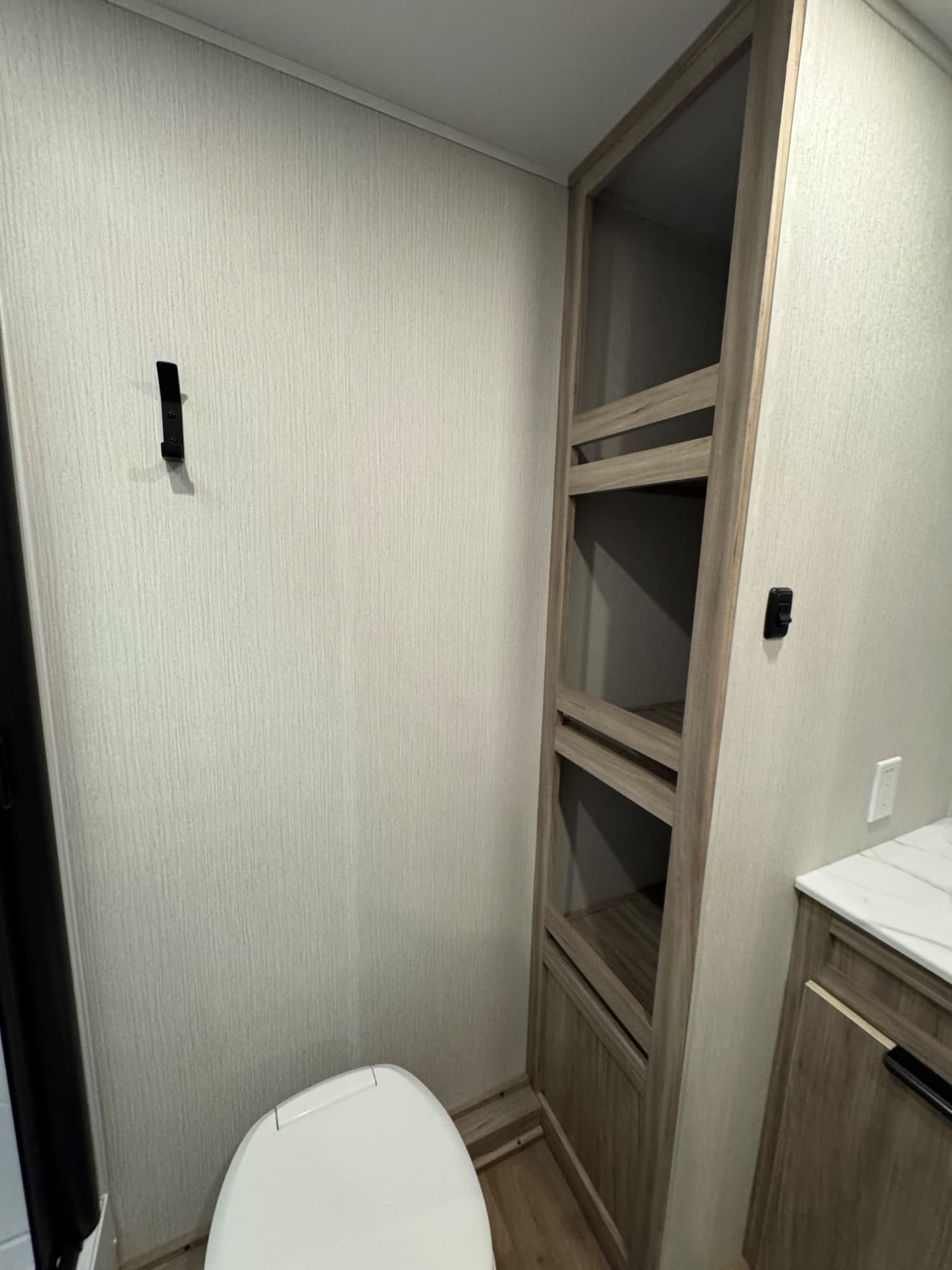 2026 Winnebago 2026 Winnebago Access - thumbnail 11