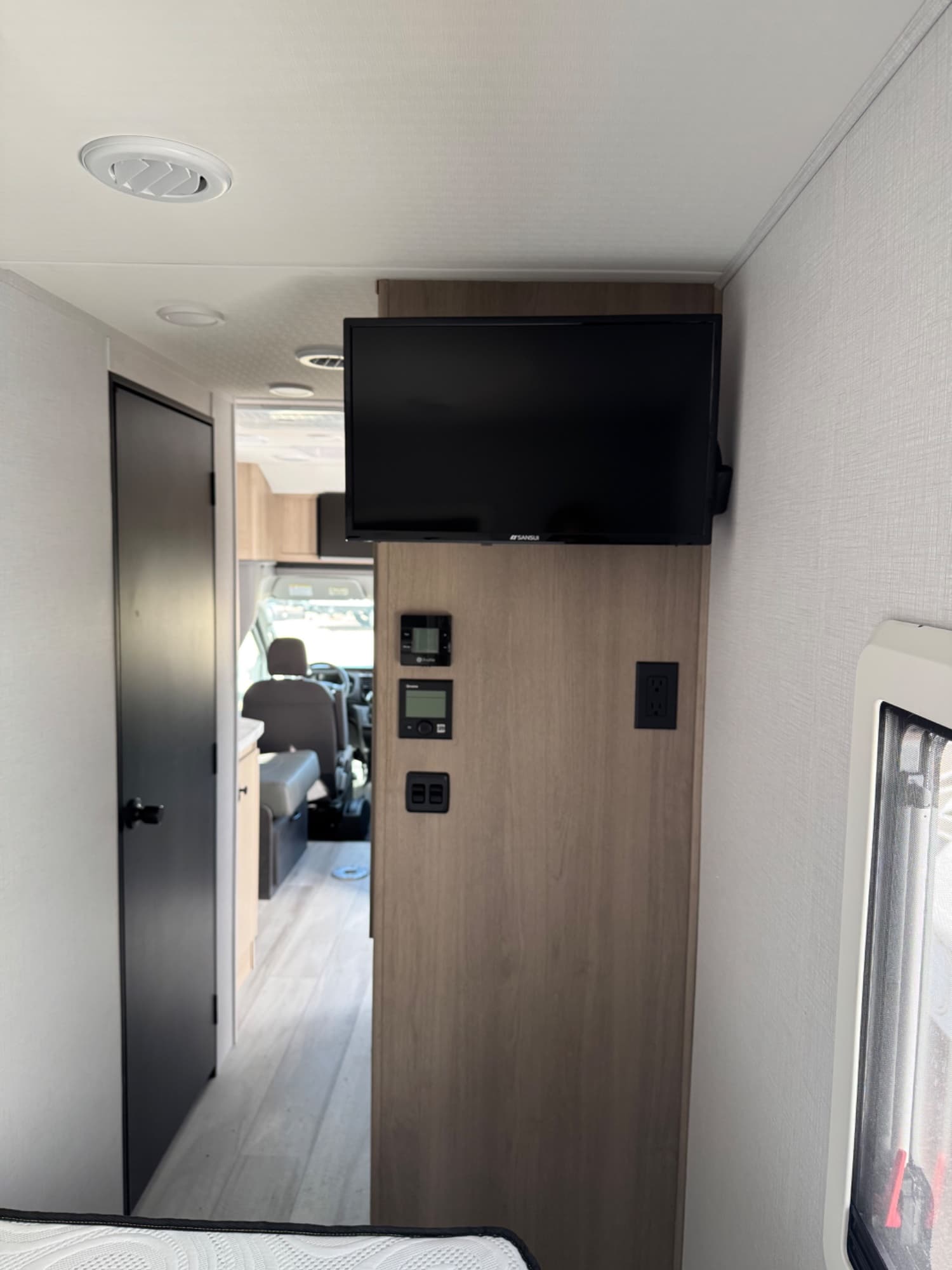 2026 Forest River RV 2026 Forest River RV Sunseeker - thumbnail 14