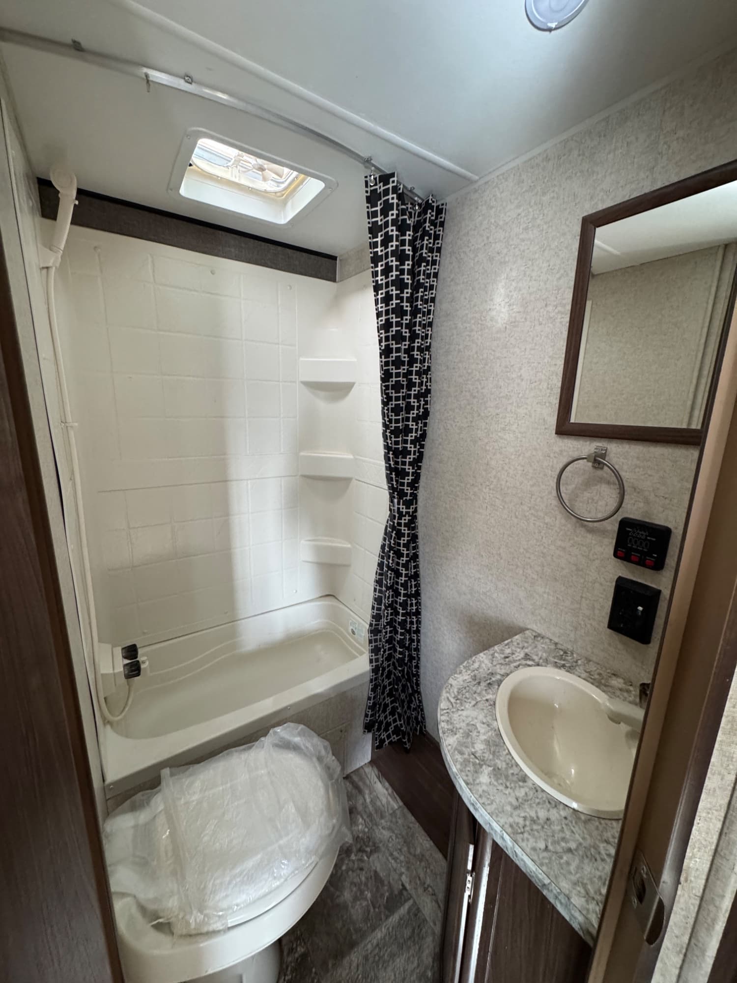 2017 Heartland 2017 Heartland Prowler Lynx - thumbnail 11