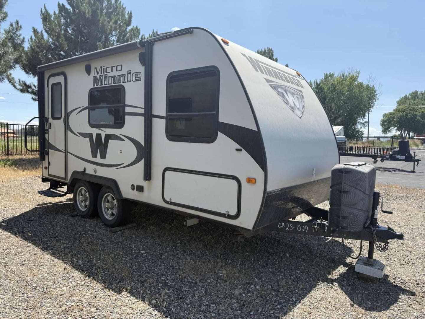 2016 Winnebago Micro Minnie 1706FB