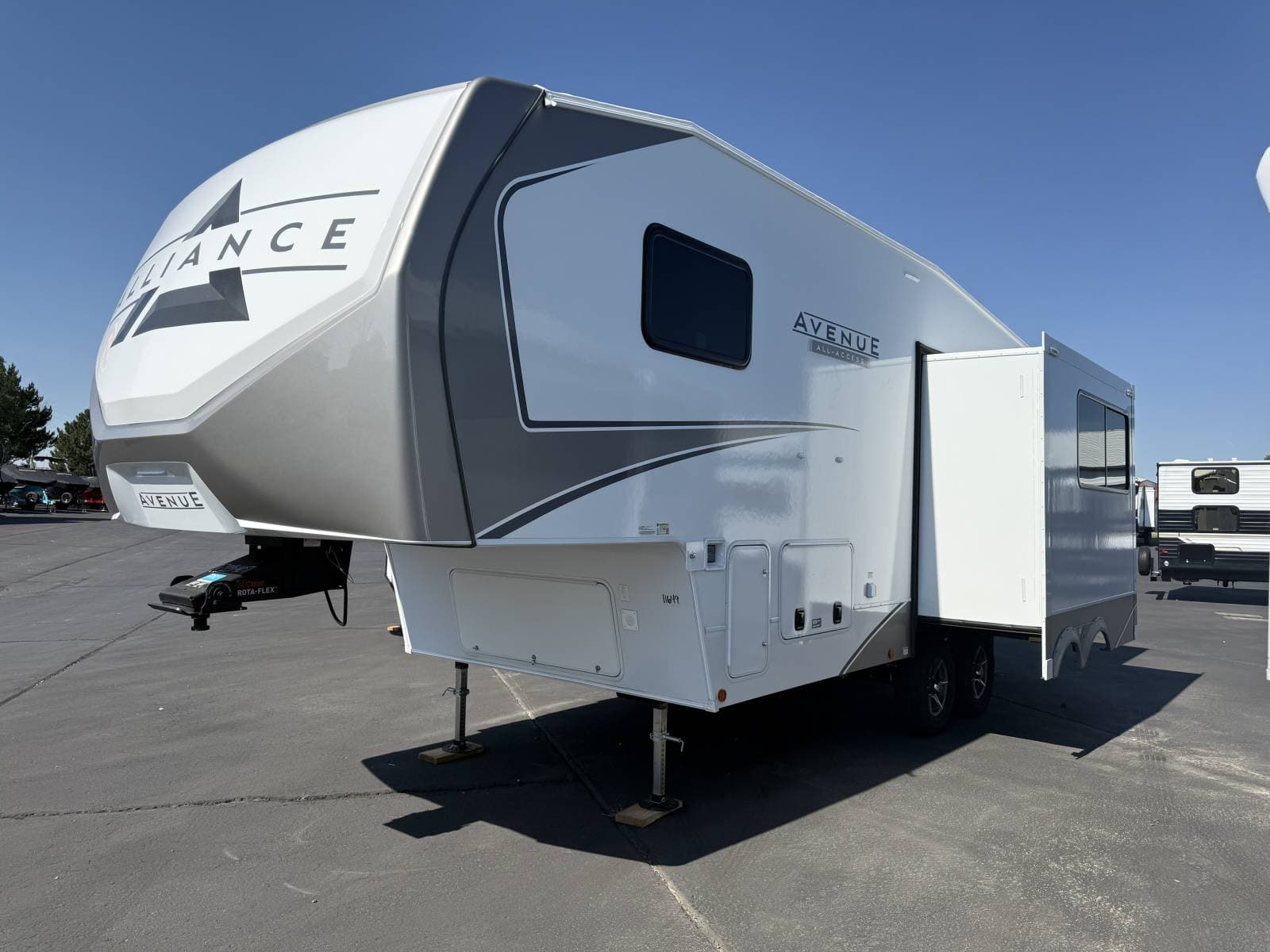 2026 Alliance RV Avenue All Access 26RD