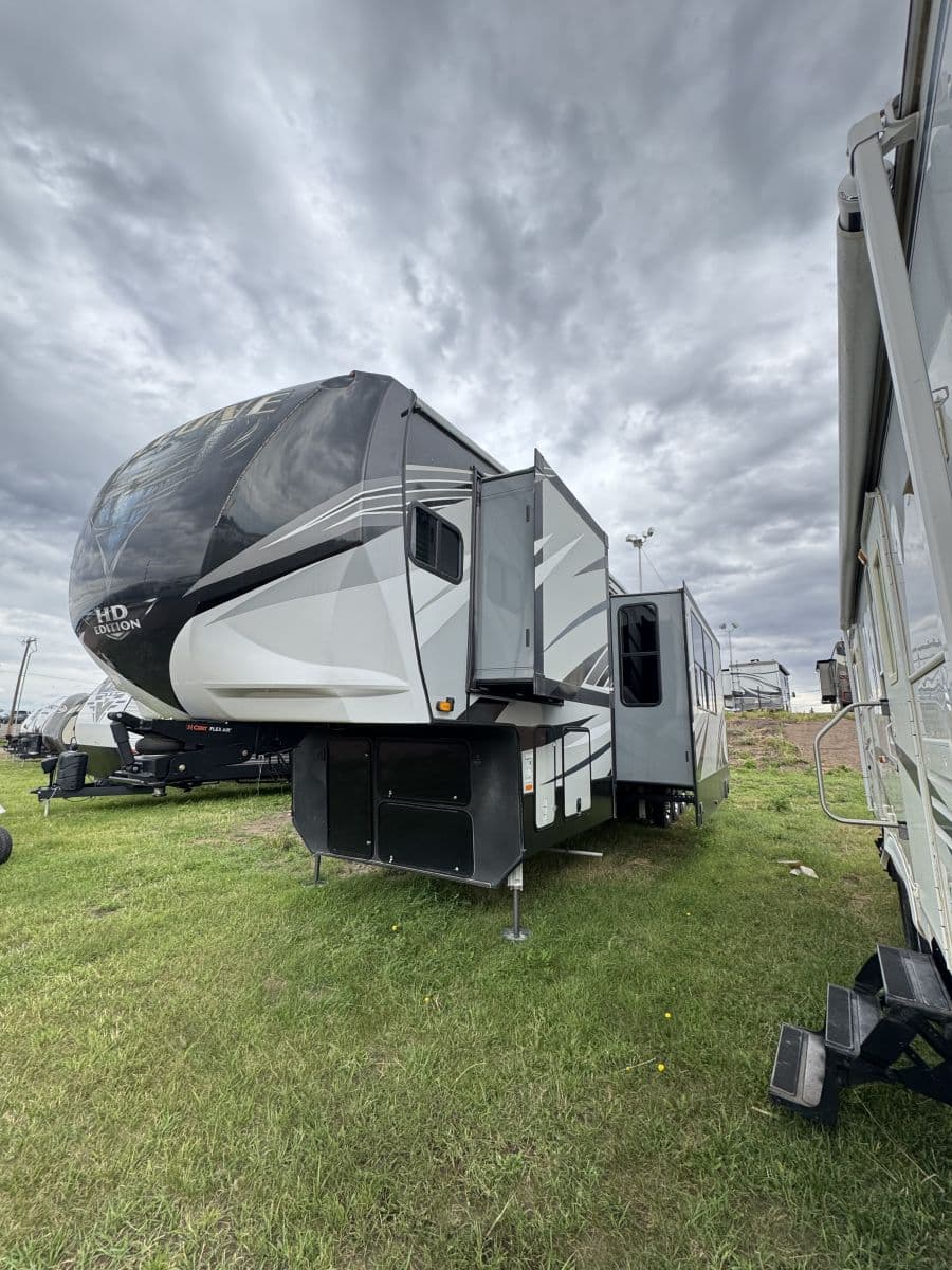 2019 Heartland Cyclone CY 4101 King