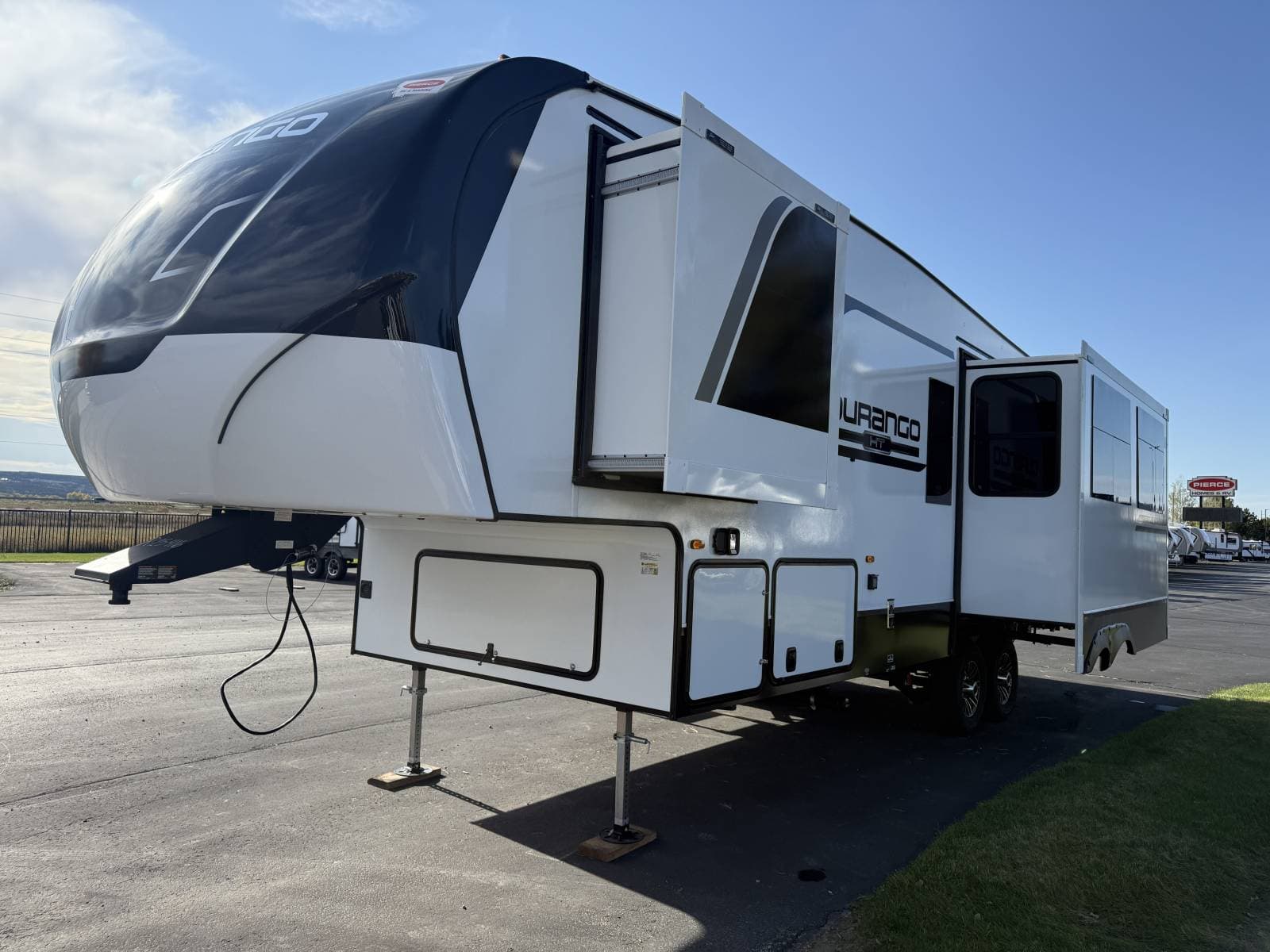 2026 KZ RV Durango Half Ton D256RKT