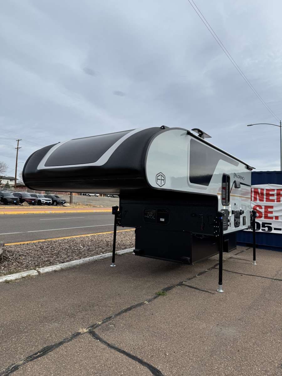 2026 Palomino Backpack HS-750